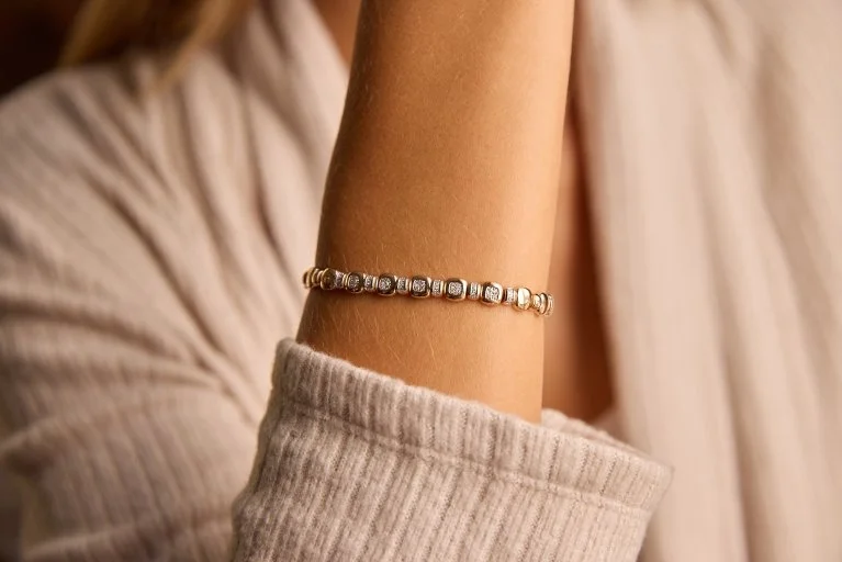Gala Posh Bangle (1)