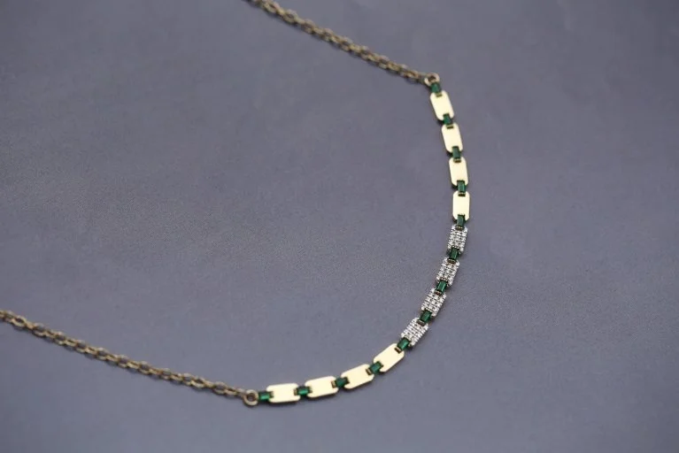 Mahal Green Choker (1)