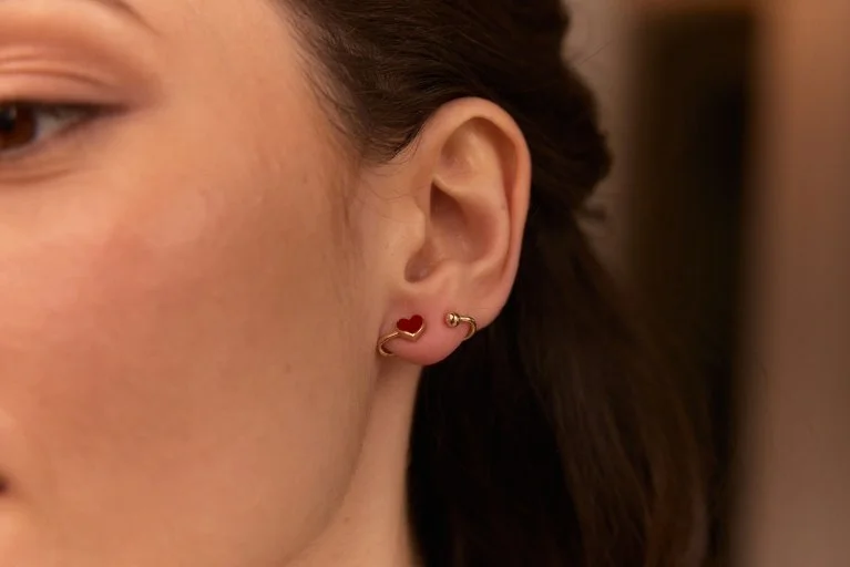 Red Heart Earcing (1)