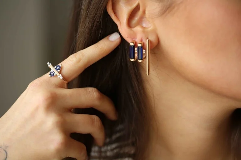 Safir Line Earring (1)