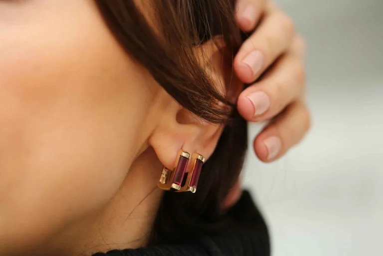 Yakut Line Earring (1)
